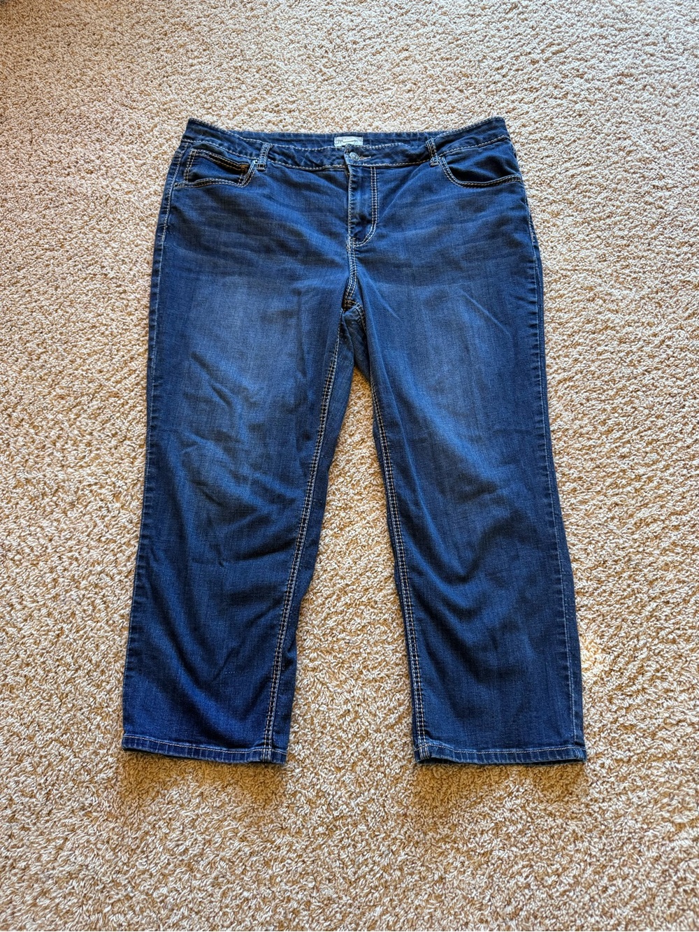 Maurices Dark Blue Cropped/Ankle Jeans